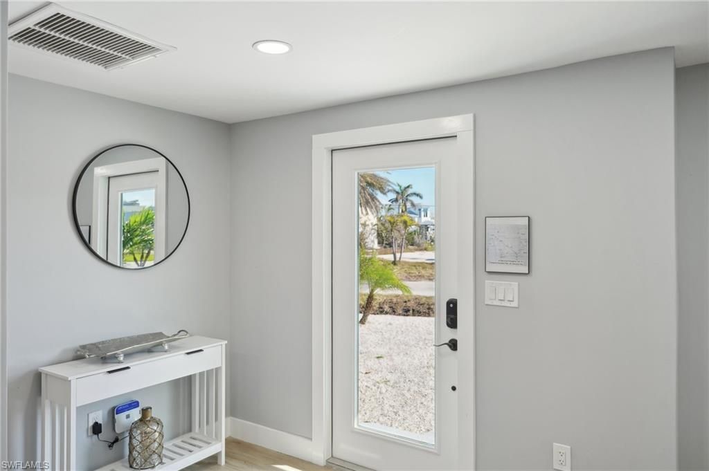 301 Seminole Way, Fort Myers Beach, FL 33931 Photo