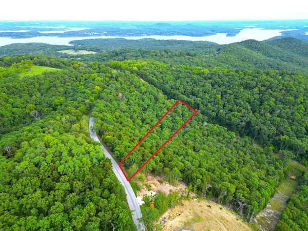 000 Stallion Bluff Rd Road, Shell Knob, MO 65747