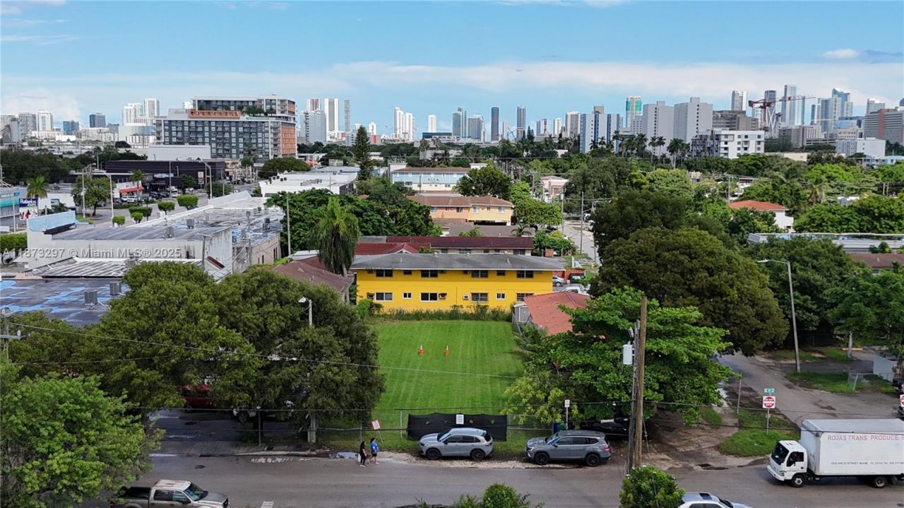 1941 NW 19th Ave, Miami, FL 33125 Photo