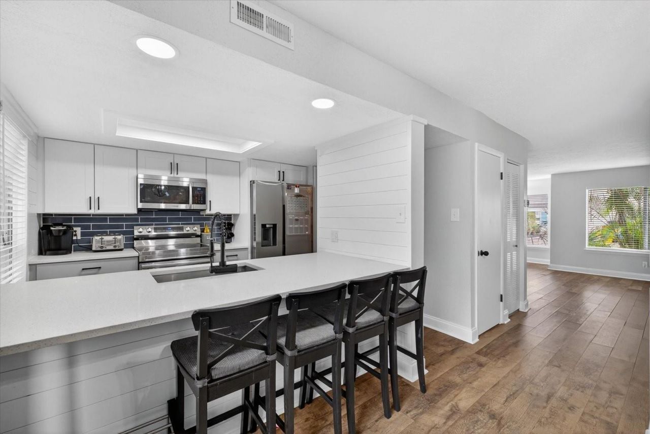 6343 23rd Street N, Saint Petersburg, FL 33702 Photo