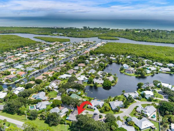 10370 SE Jupiter Narrows Drive, Hobe Sound, FL 33455