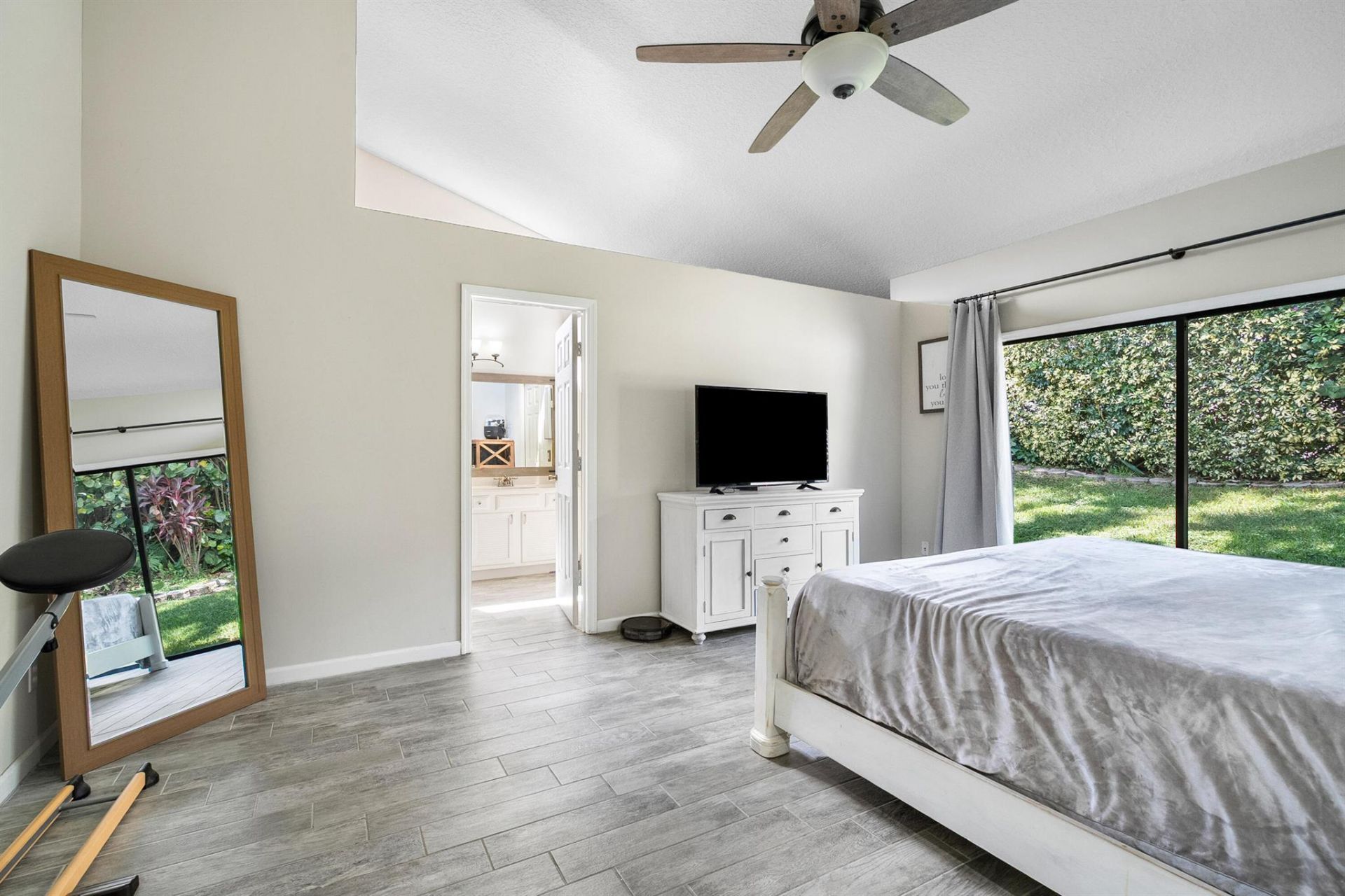 10370 SE Jupiter Narrows Drive, Hobe Sound, FL 33455 Photo