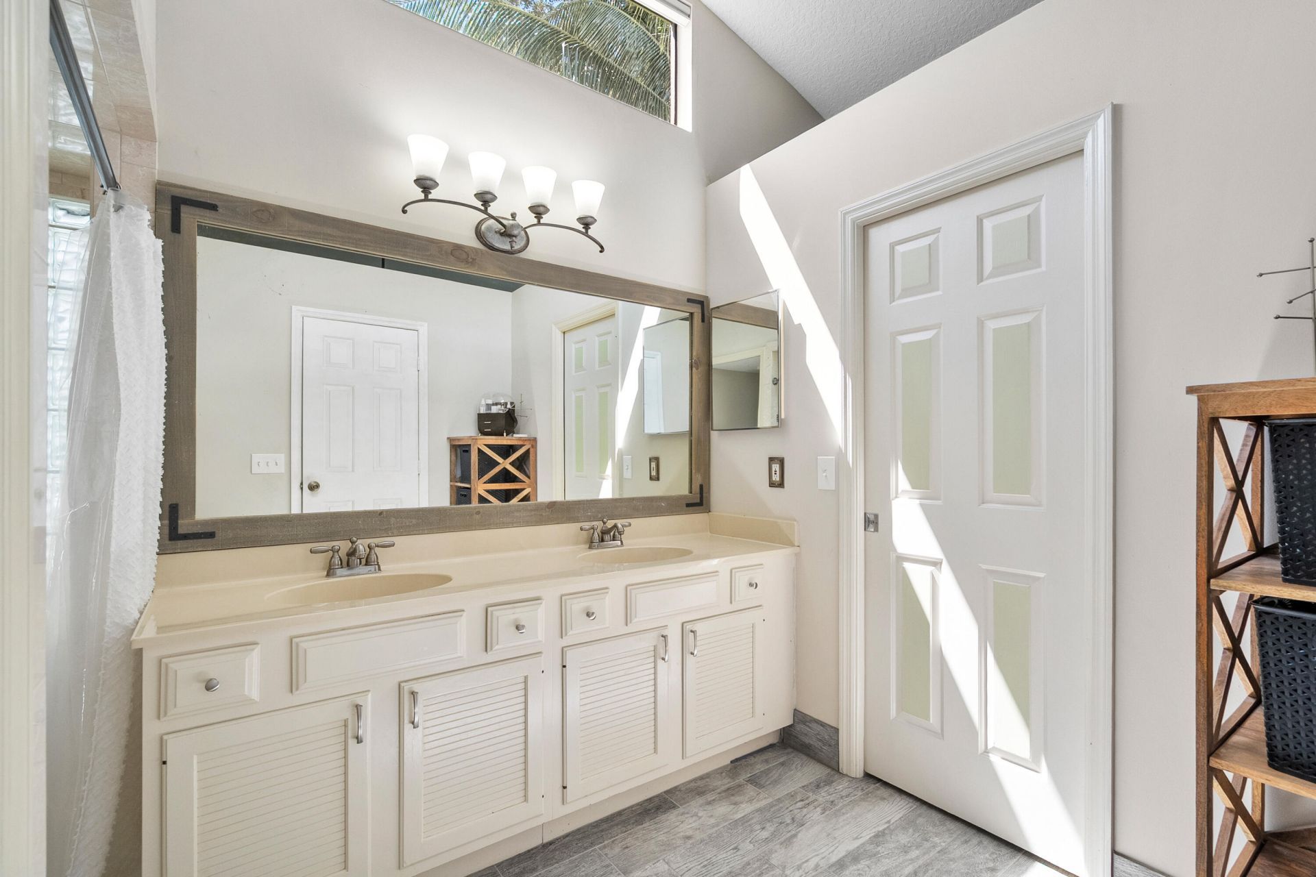 10370 SE Jupiter Narrows Drive, Hobe Sound, FL 33455 Photo