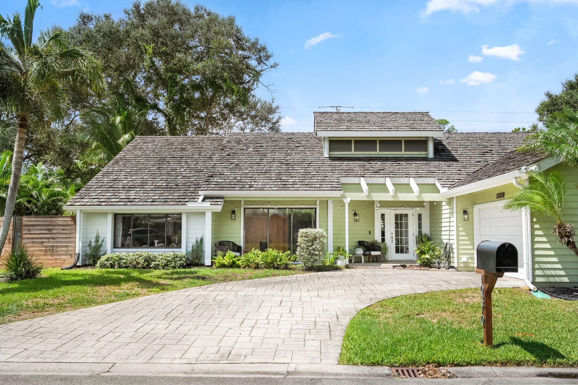 10370 SE Jupiter Narrows Drive, Hobe Sound, FL 33455 Photo