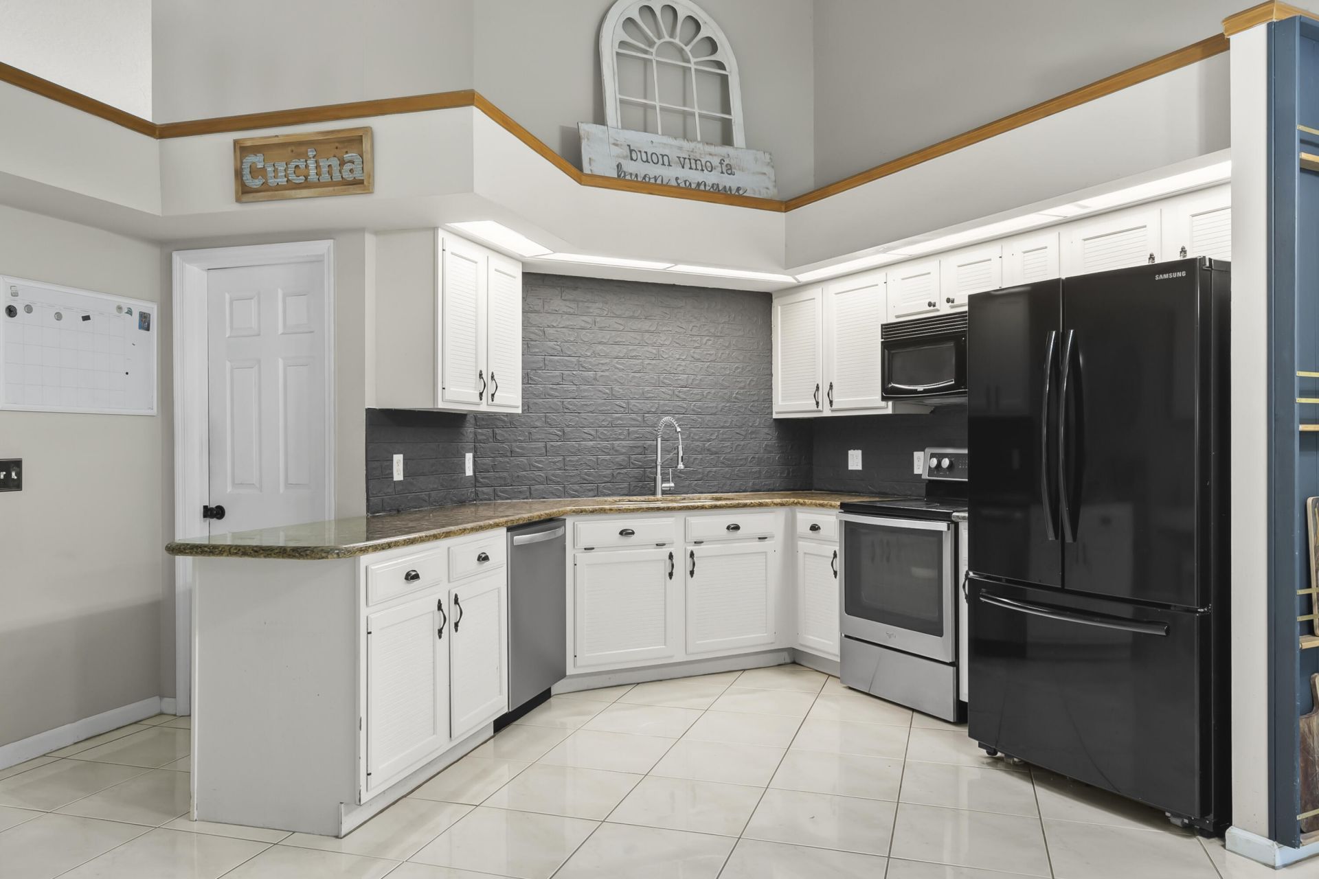 10370 SE Jupiter Narrows Drive, Hobe Sound, FL 33455 Photo