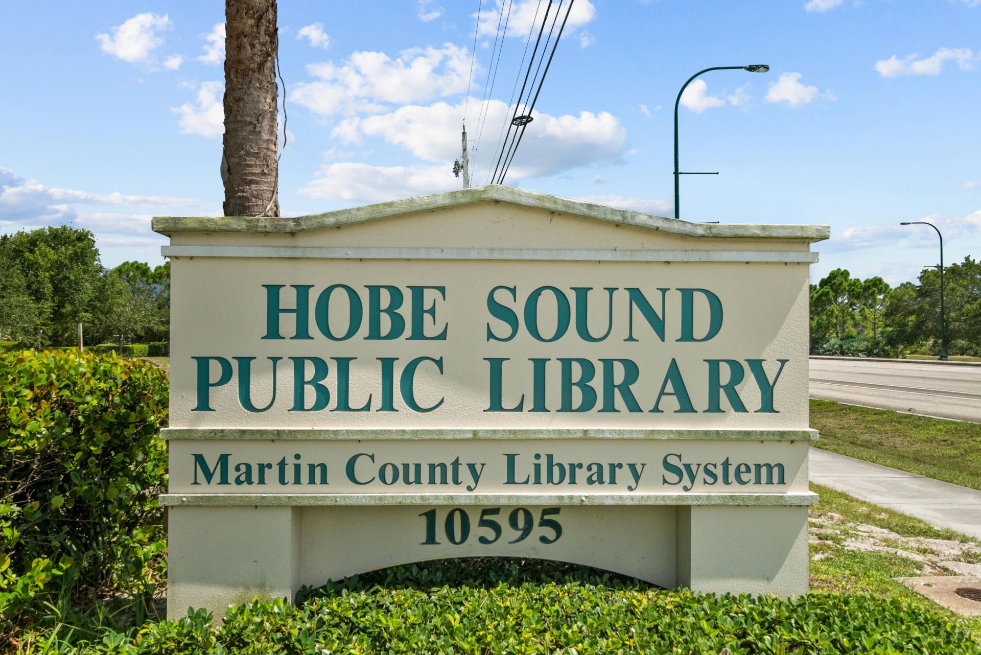 10370 SE Jupiter Narrows Drive, Hobe Sound, FL 33455 Photo