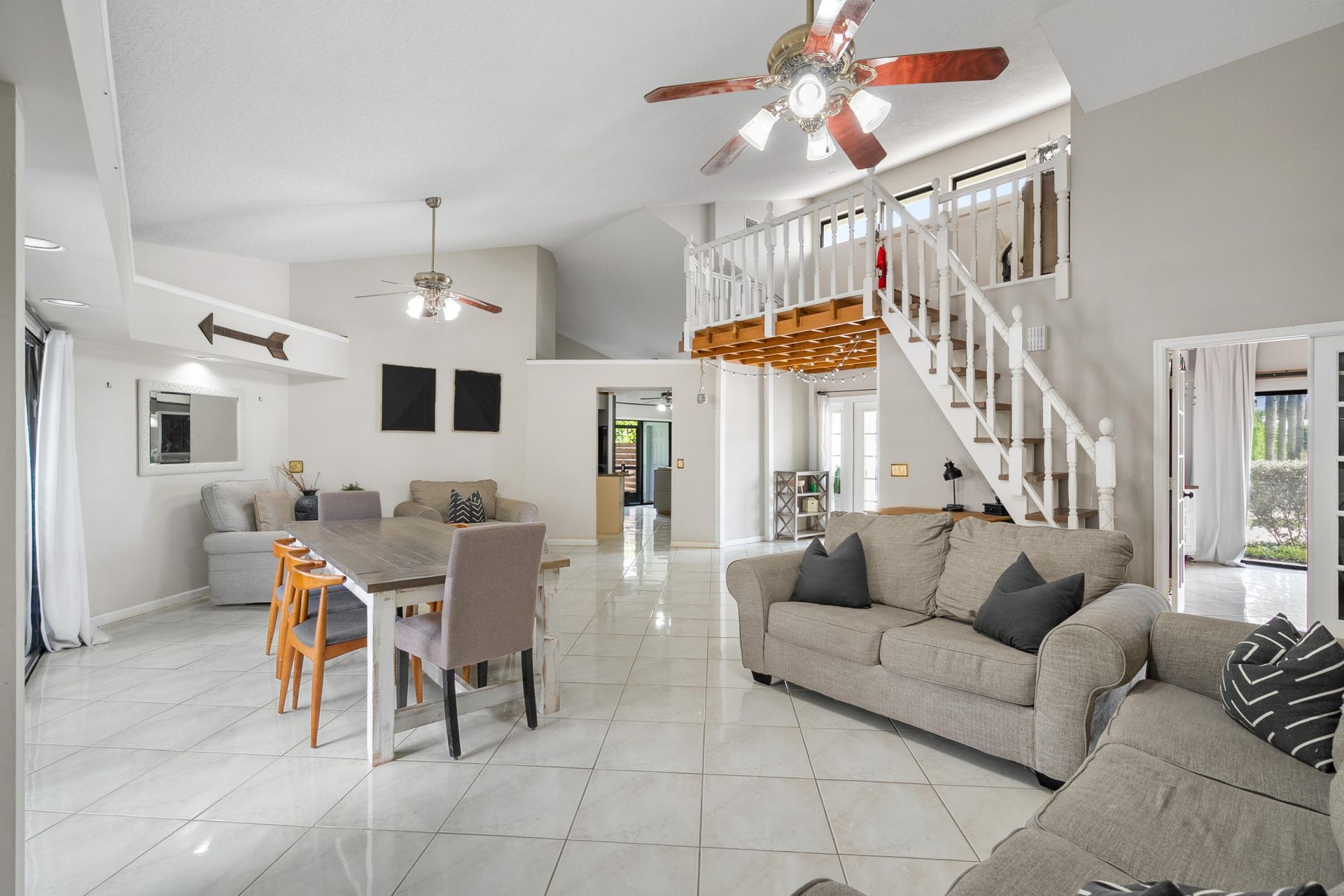 10370 SE Jupiter Narrows Drive, Hobe Sound, FL 33455 Photo