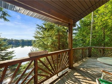 8119 Capron Road, Woodgate, NY 13494