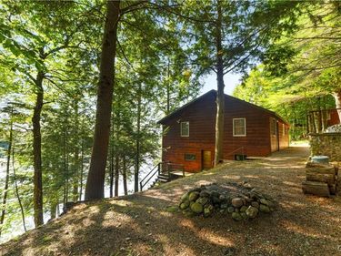 8119 Capron Road, Woodgate, NY 13494