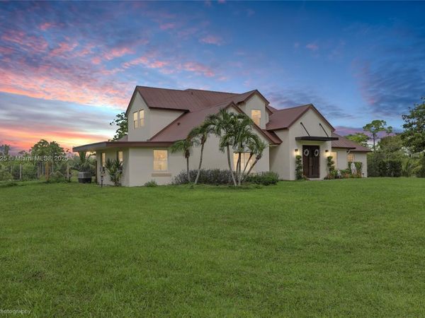 5681 Reynolds Rd, Wellington, FL 33449