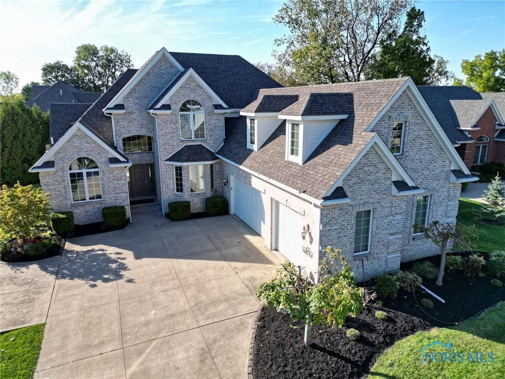 3030 Deep Water Lane, Maumee, OH 43537 Main Photo