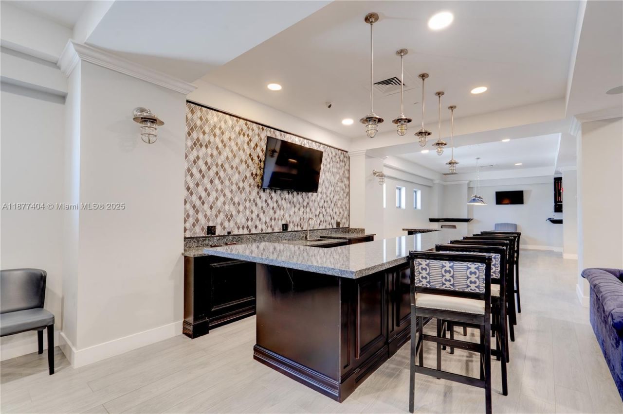 2501 S Ocean Dr, Unit 322, Hollywood, FL 33019 Photo