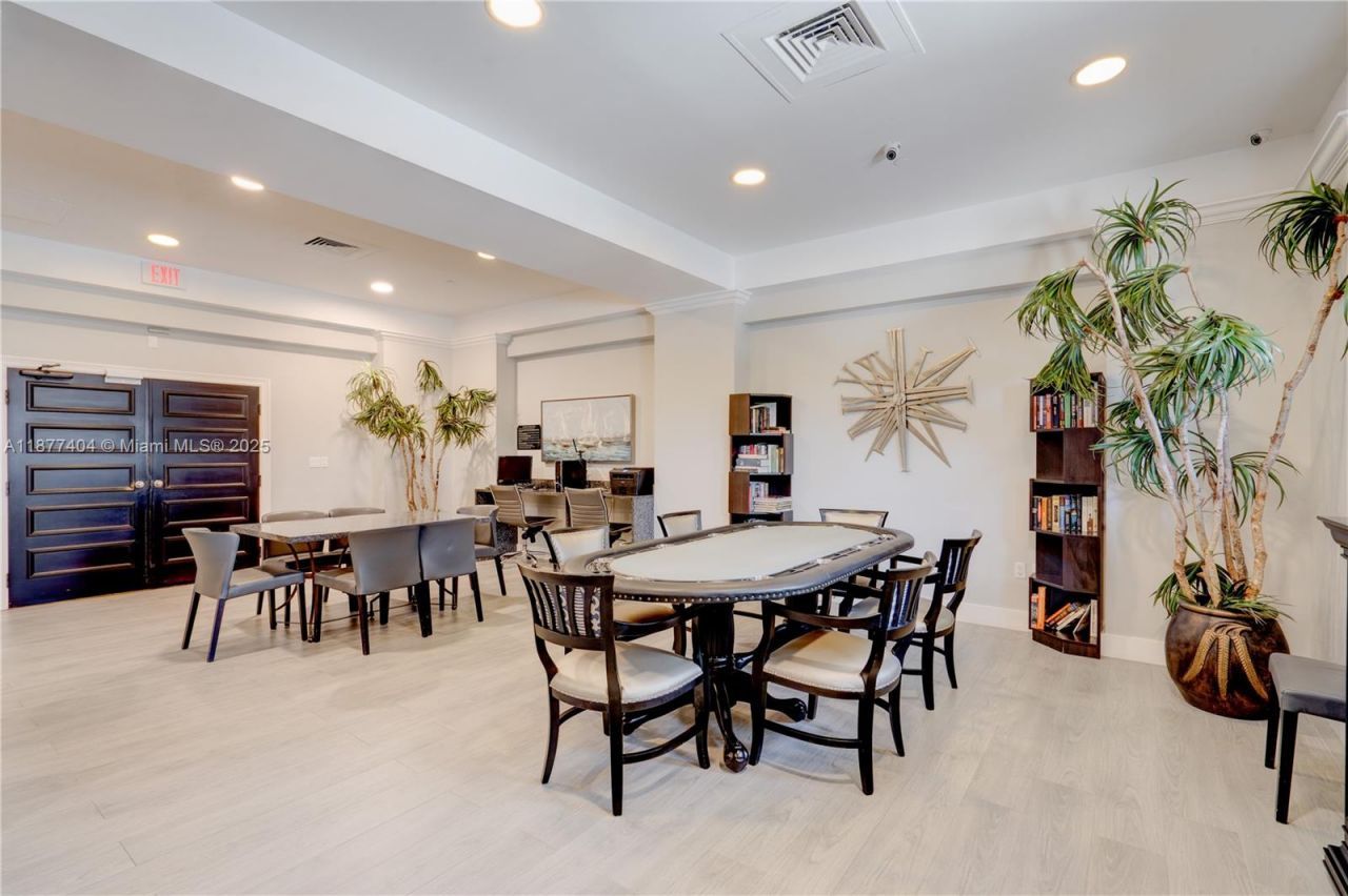 2501 S Ocean Dr, Unit 322, Hollywood, FL 33019 Photo