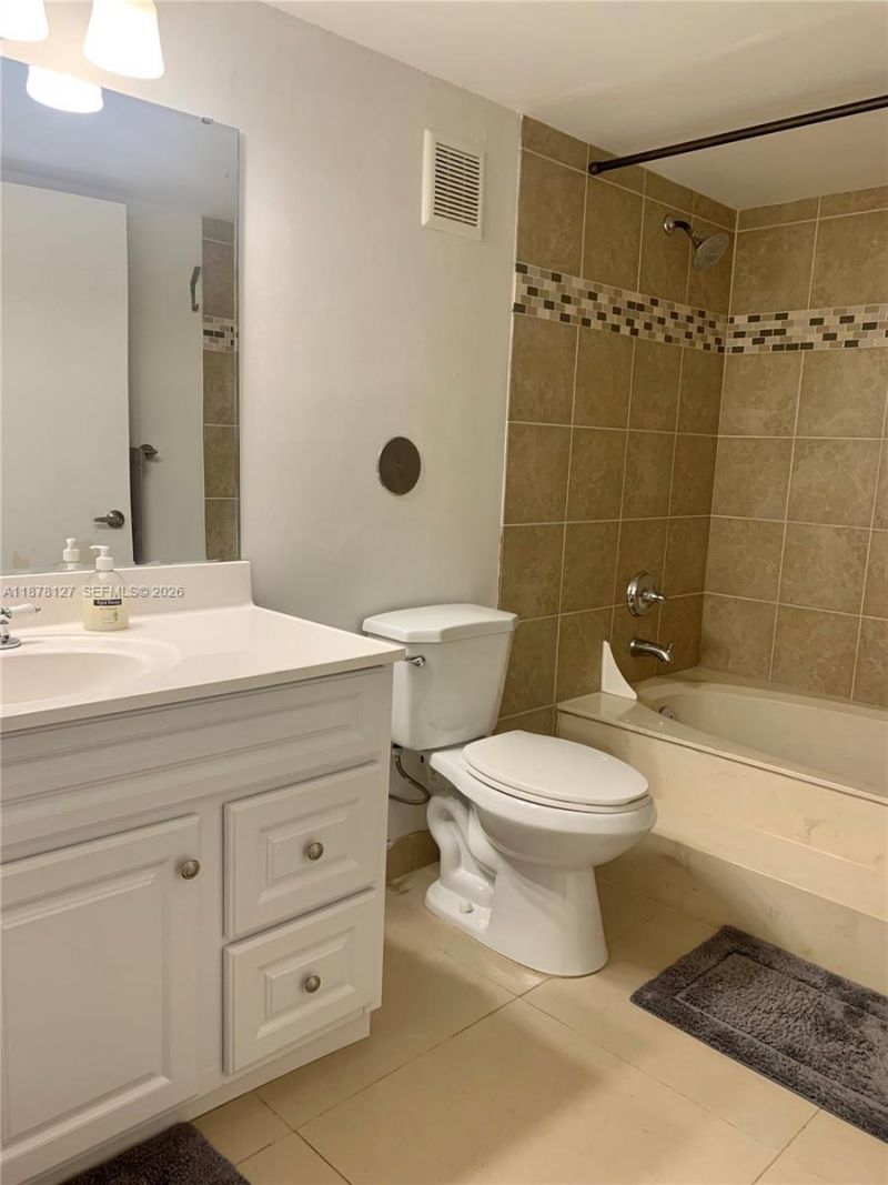 16500 Golf Club Rd, Unit 101, Weston, FL 33326 Photo