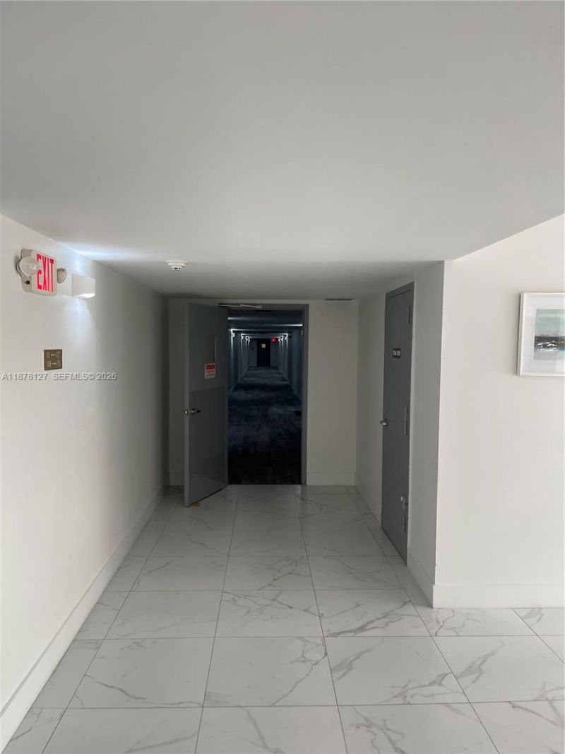 16500 Golf Club Rd, Unit 101, Weston, FL 33326 Photo