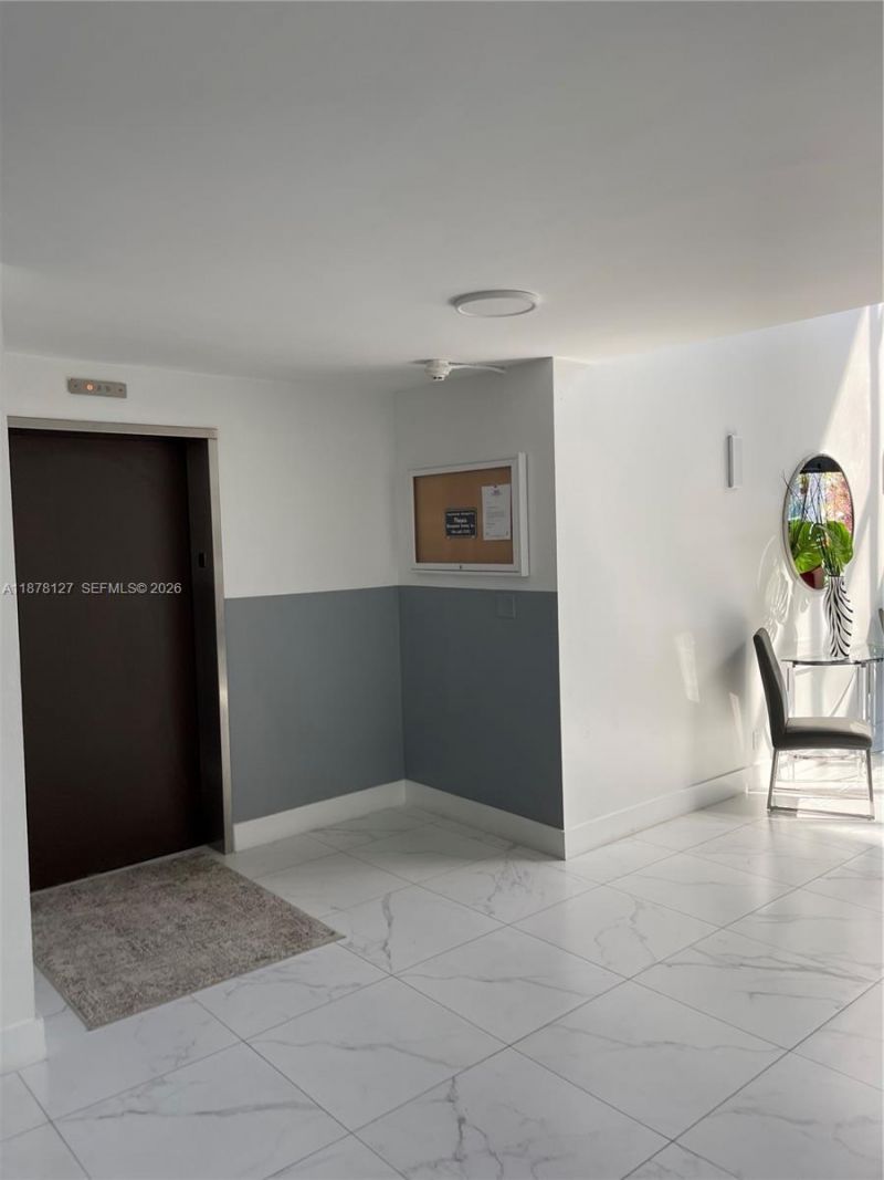 16500 Golf Club Rd, Unit 101, Weston, FL 33326 Photo