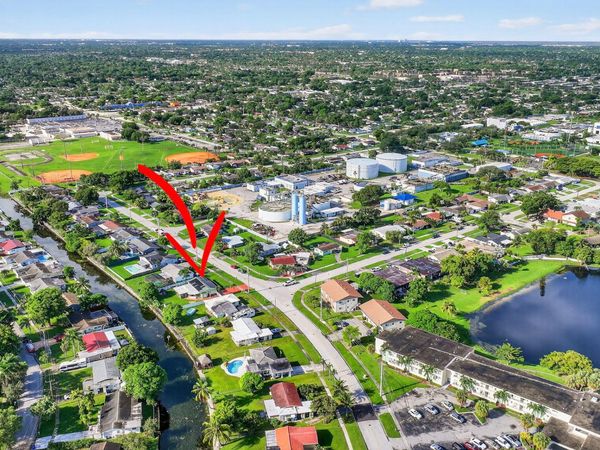 1088 W River Drive, Margate, FL 33063
