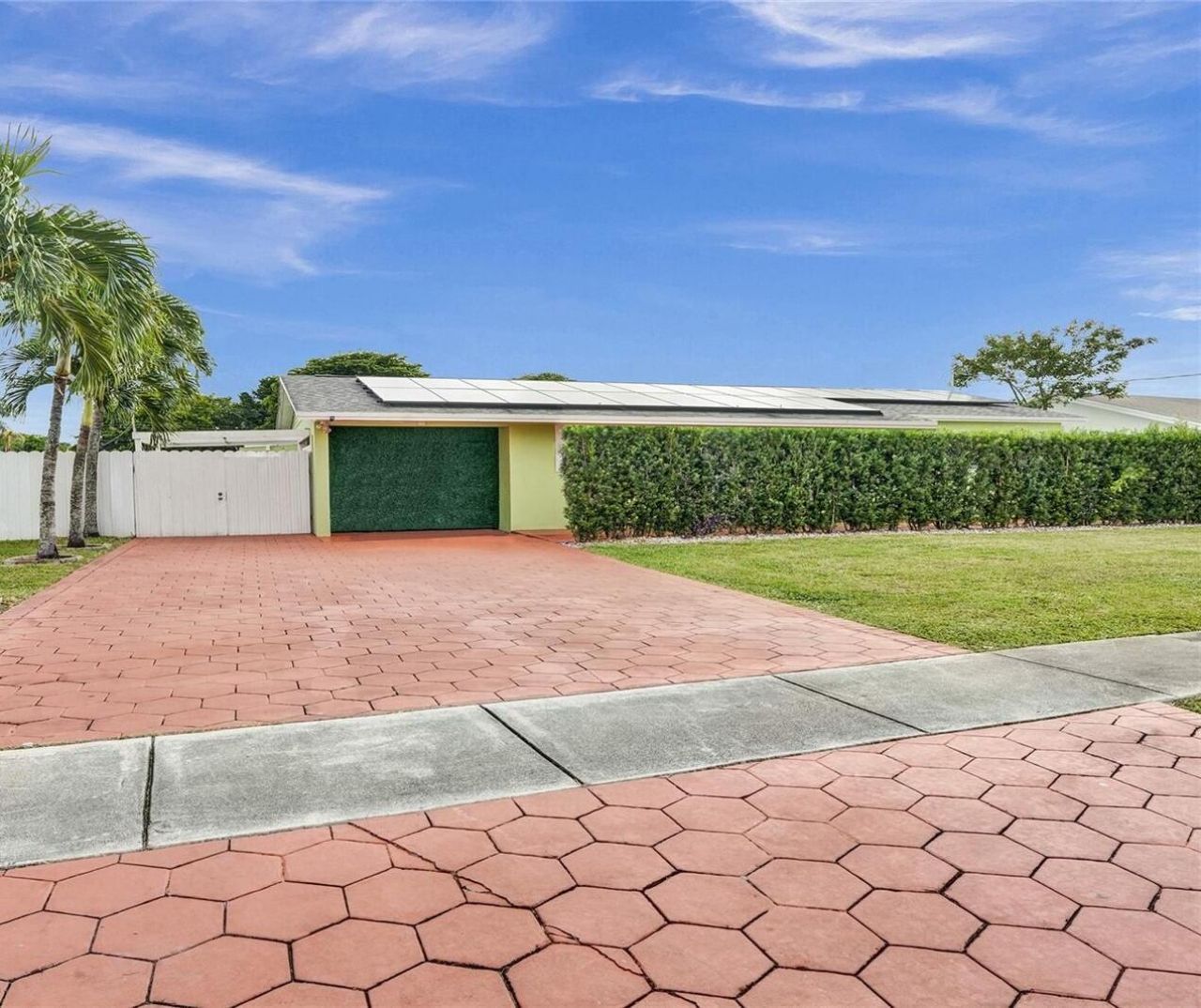 1088 W River Drive, Margate, FL 33063 Photo
