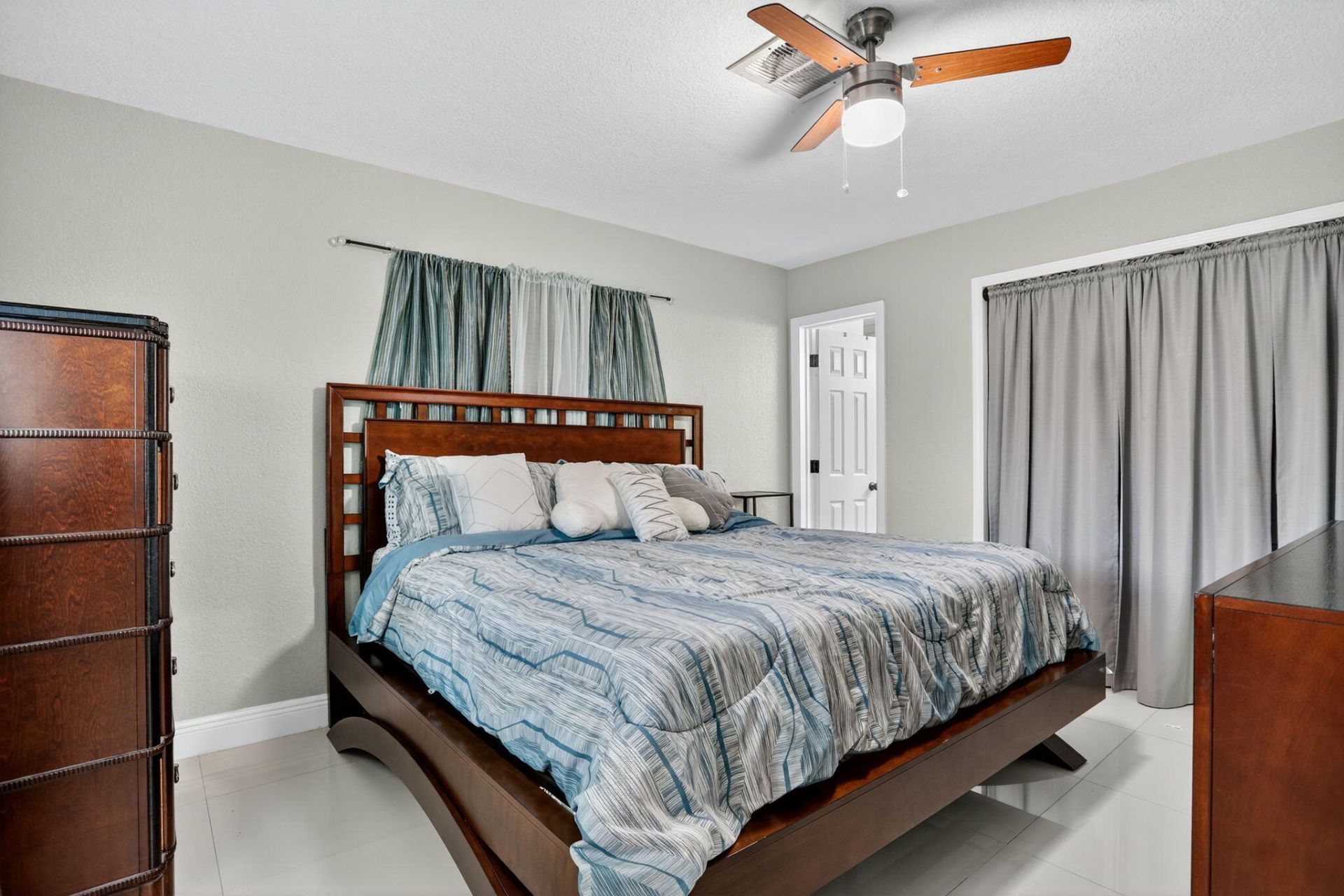 1088 W River Drive, Margate, FL 33063 Photo