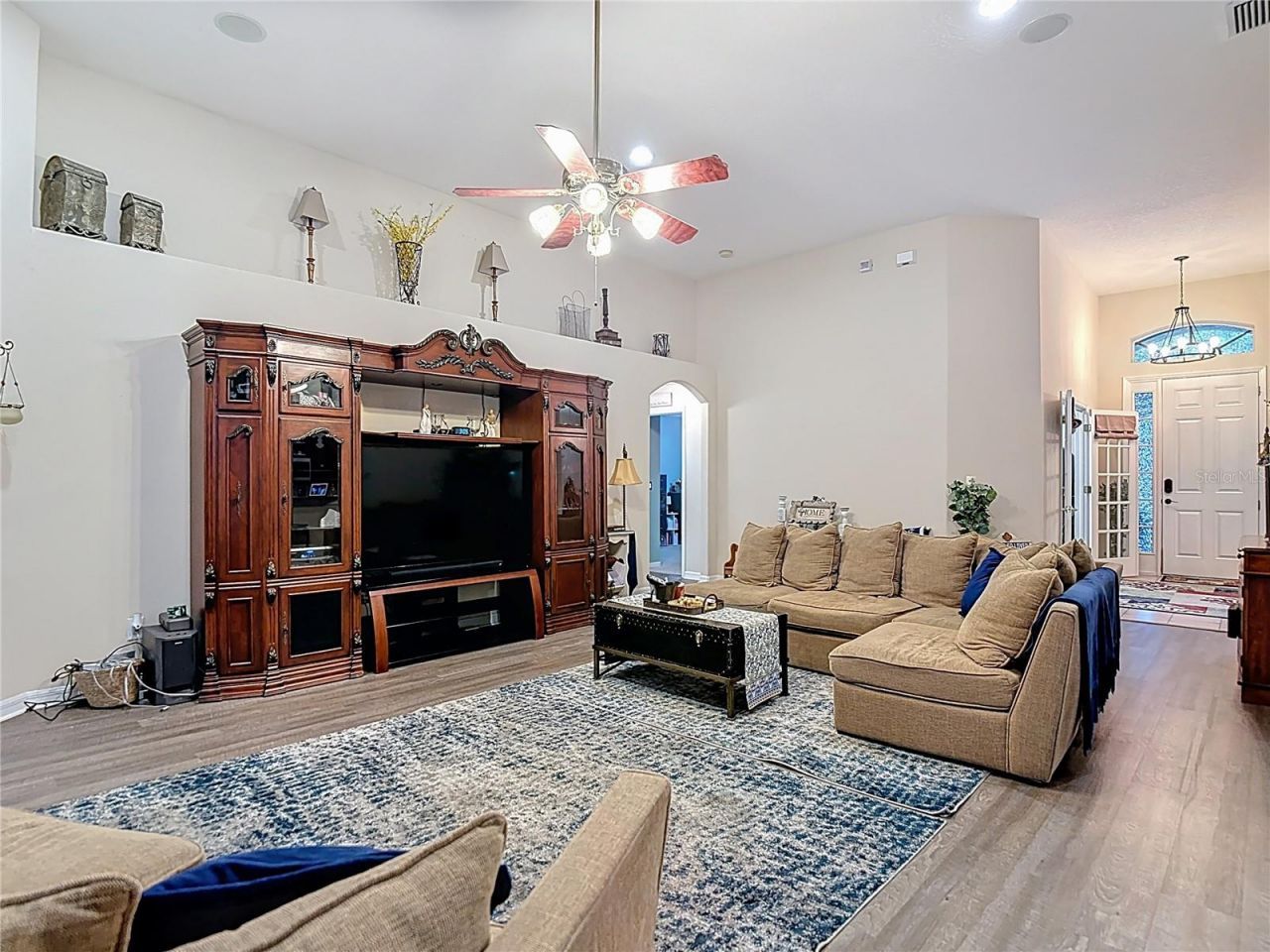 311 Golden Elm Drive, Seffner, FL 33584 Photo