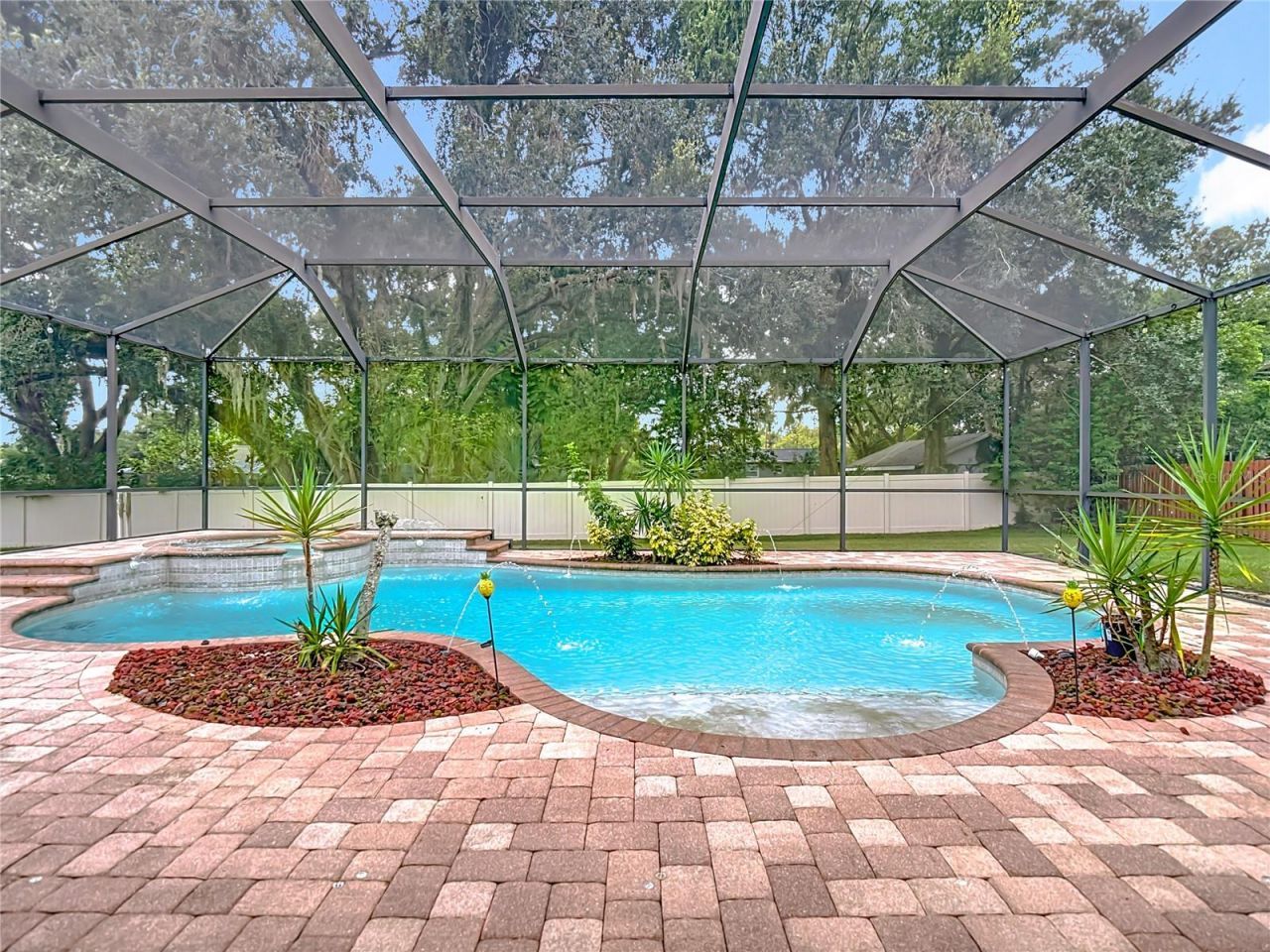 311 Golden Elm Drive, Seffner, FL 33584 Photo