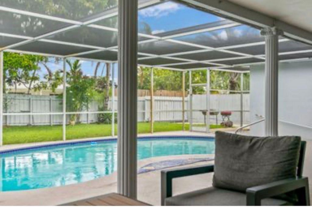 4811 Hayes Street, Hollywood, FL 33021 Photo