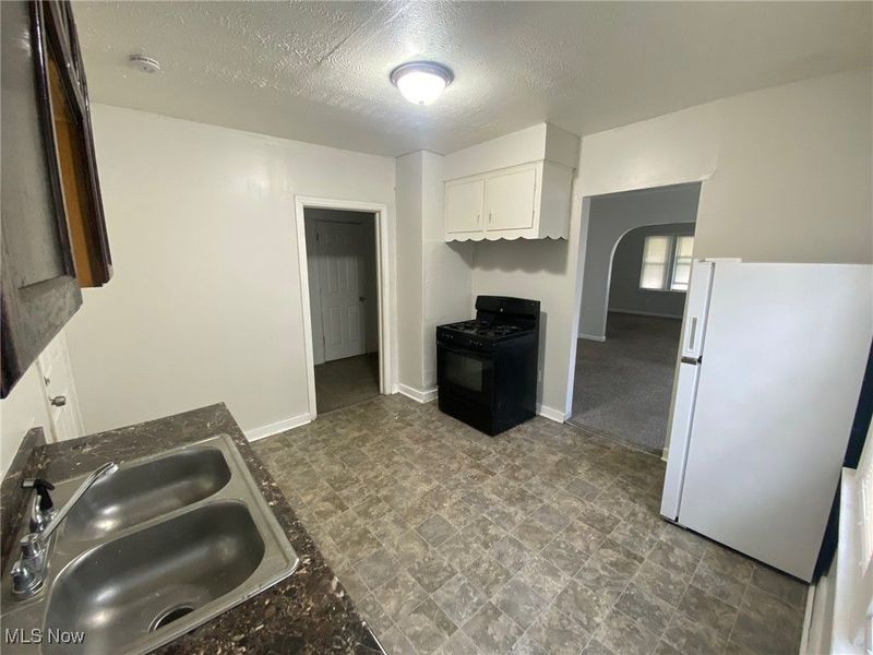 4219 E 116th Street, Cleveland, OH 44105 Photo 13