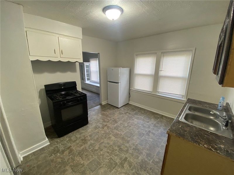 4219 E 116th Street, Cleveland, OH 44105 Photo 14