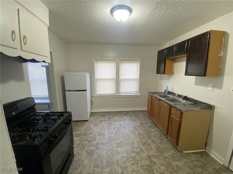 4219 E 116th Street, Cleveland, OH 44105 Photo 4