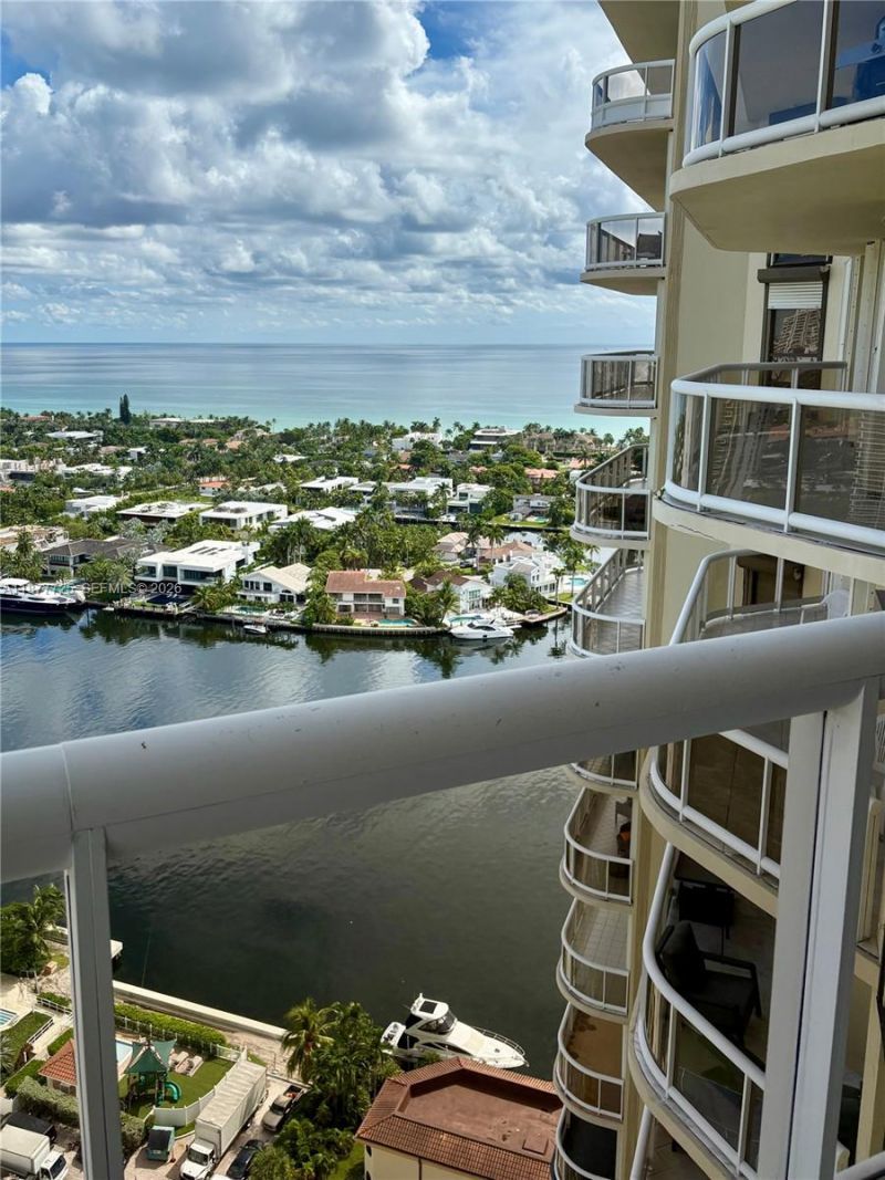 20191 E Country Club Dr, Unit 2602, Aventura, FL 33180 Photo