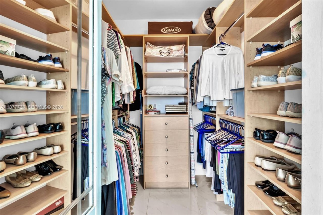 20191 E Country Club Dr, Unit 2602, Aventura, FL 33180 Photo