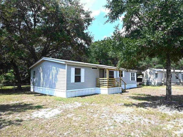 2775 Teepee Rd, Navarre, FL 32566