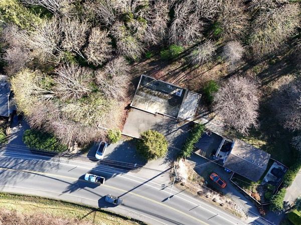 3111 Departure Bay Rd , Nanaimo, BC V9T 1B6