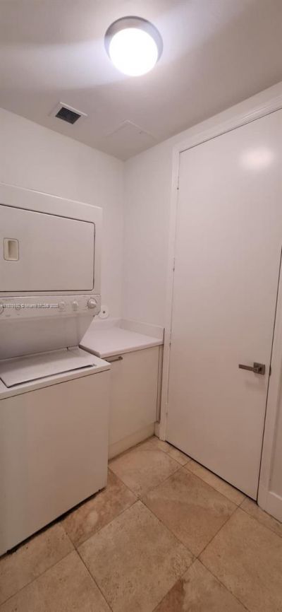 15051 Royal Oaks Ln, Unit 106, North Miami, FL 33181 Photo