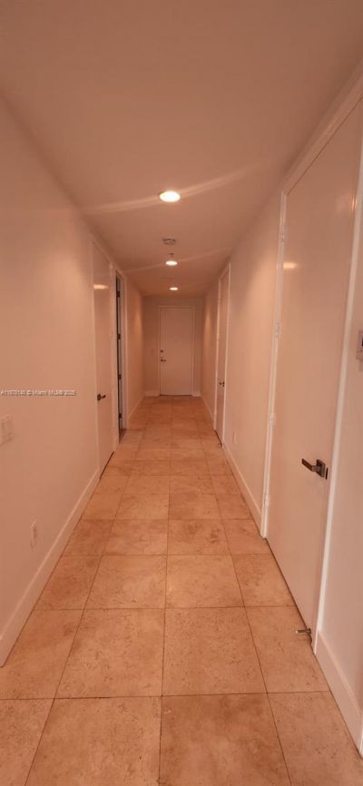 15051 Royal Oaks Ln, Unit 106, North Miami, FL 33181 Photo