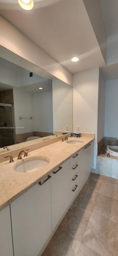 15051 Royal Oaks Ln, Unit 106, North Miami, FL 33181 Photo