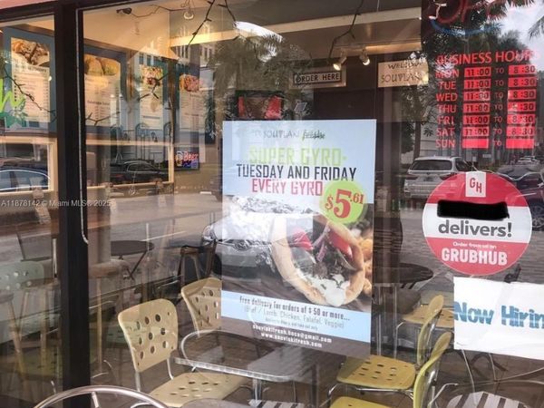 122 NE 2nd St, West Palm Beach, FL 33432