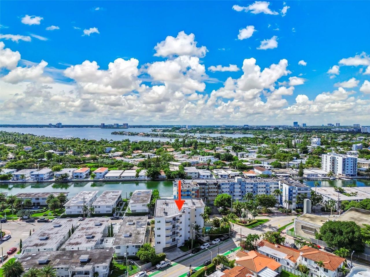 7830 Dickens Ave, Unit 202, Miami Beach, FL 33141 Photo