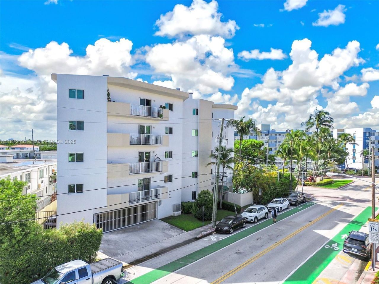 7830 Dickens Ave, Unit 202, Miami Beach, FL 33141 Photo