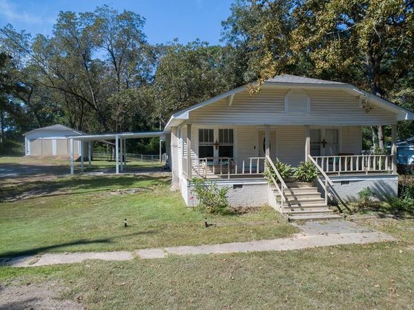 209 N. Pontotoc, Bruce, MS 38915