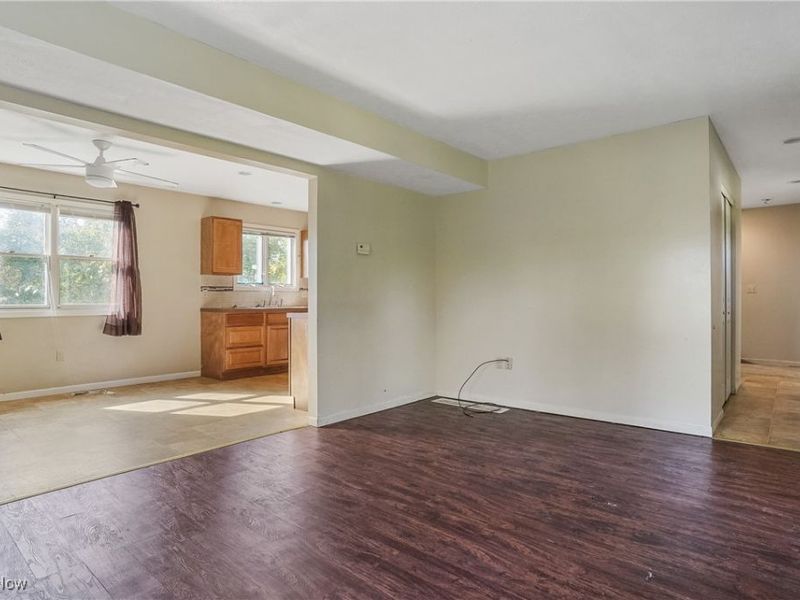 16690 Dayton Street, Chagrin Falls, OH 44023 Photo 6