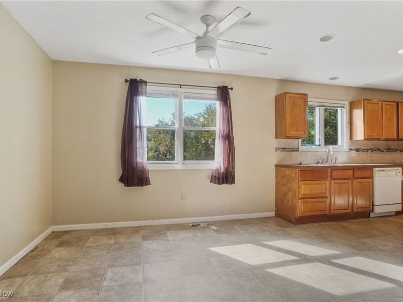 16690 Dayton Street, Chagrin Falls, OH 44023 Photo 7