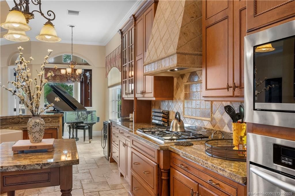 130 SE Bella Strano, Port Saint Lucie, FL 34984 Photo