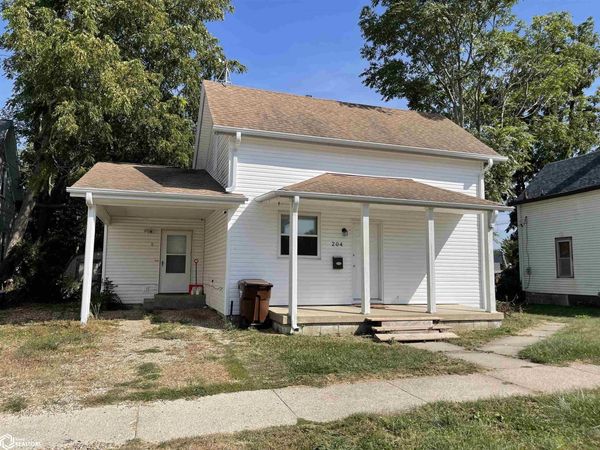 204 S 5th Street, Marshalltown, IA 50158