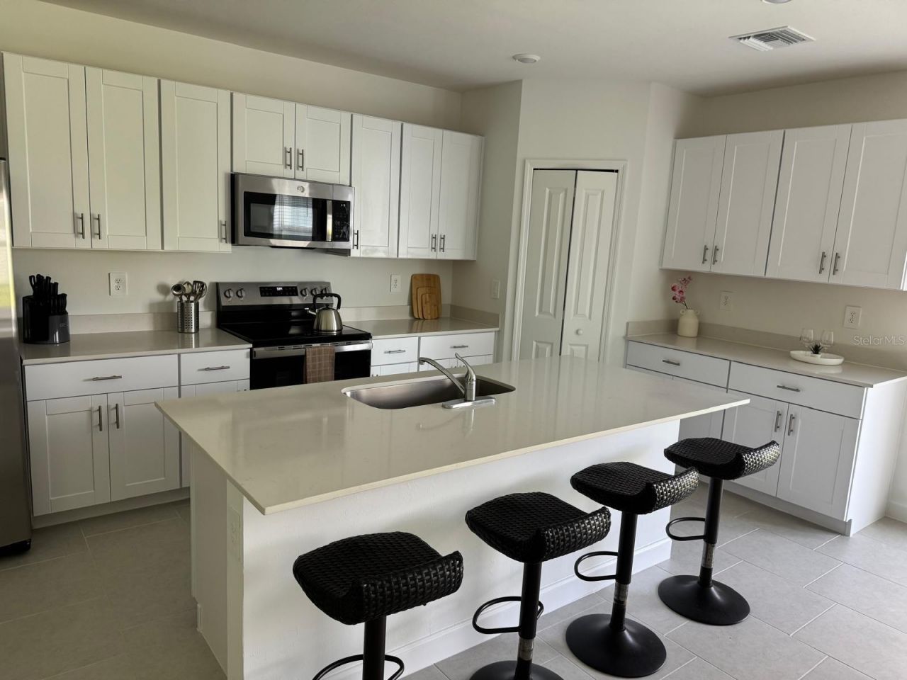 7111 Weeping Pine Drive, Fort Myers, FL 33966 Photo