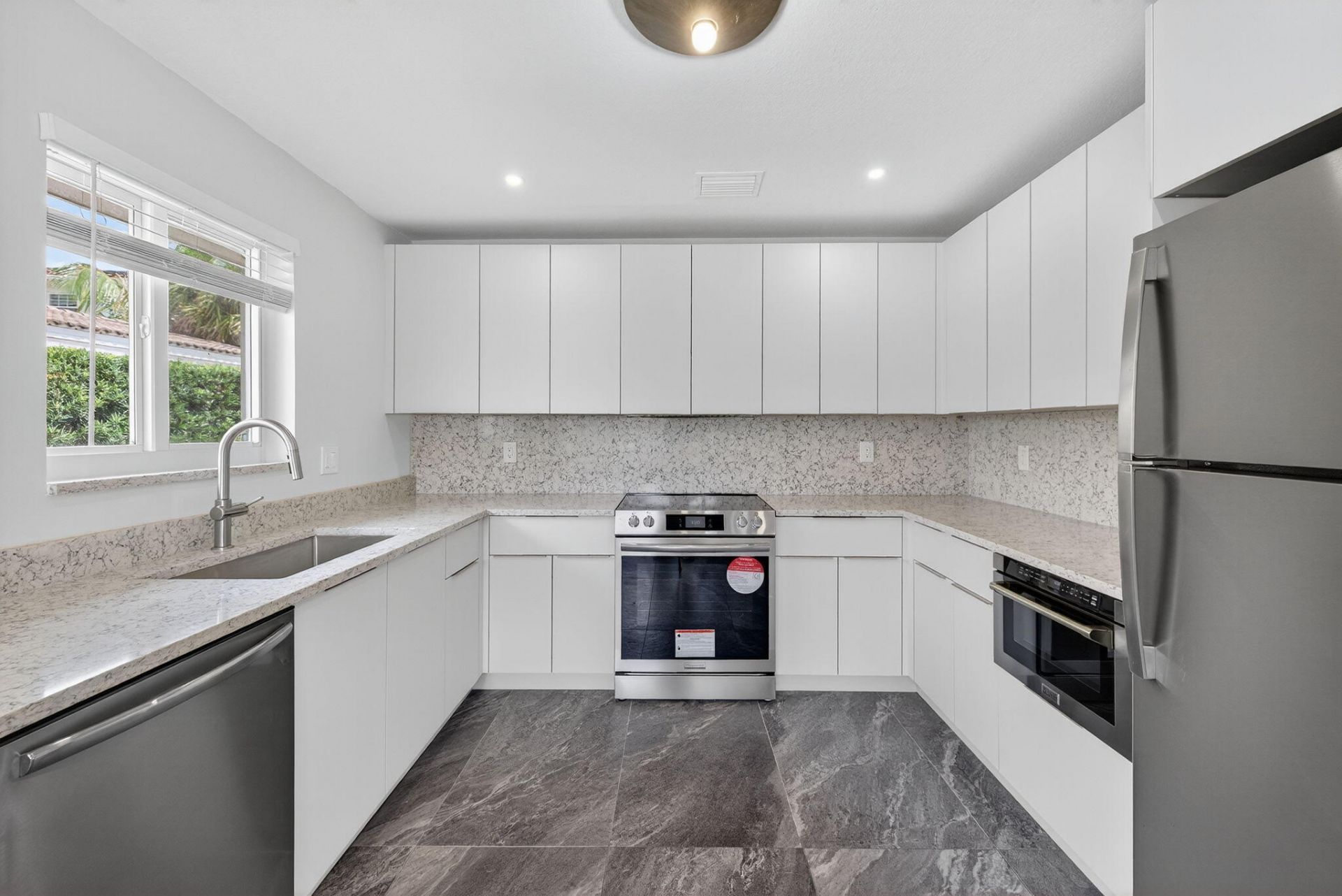 4442 Seagrape Drive, Unit 1-North, Lauderdale by the Sea, FL 33308 Photo