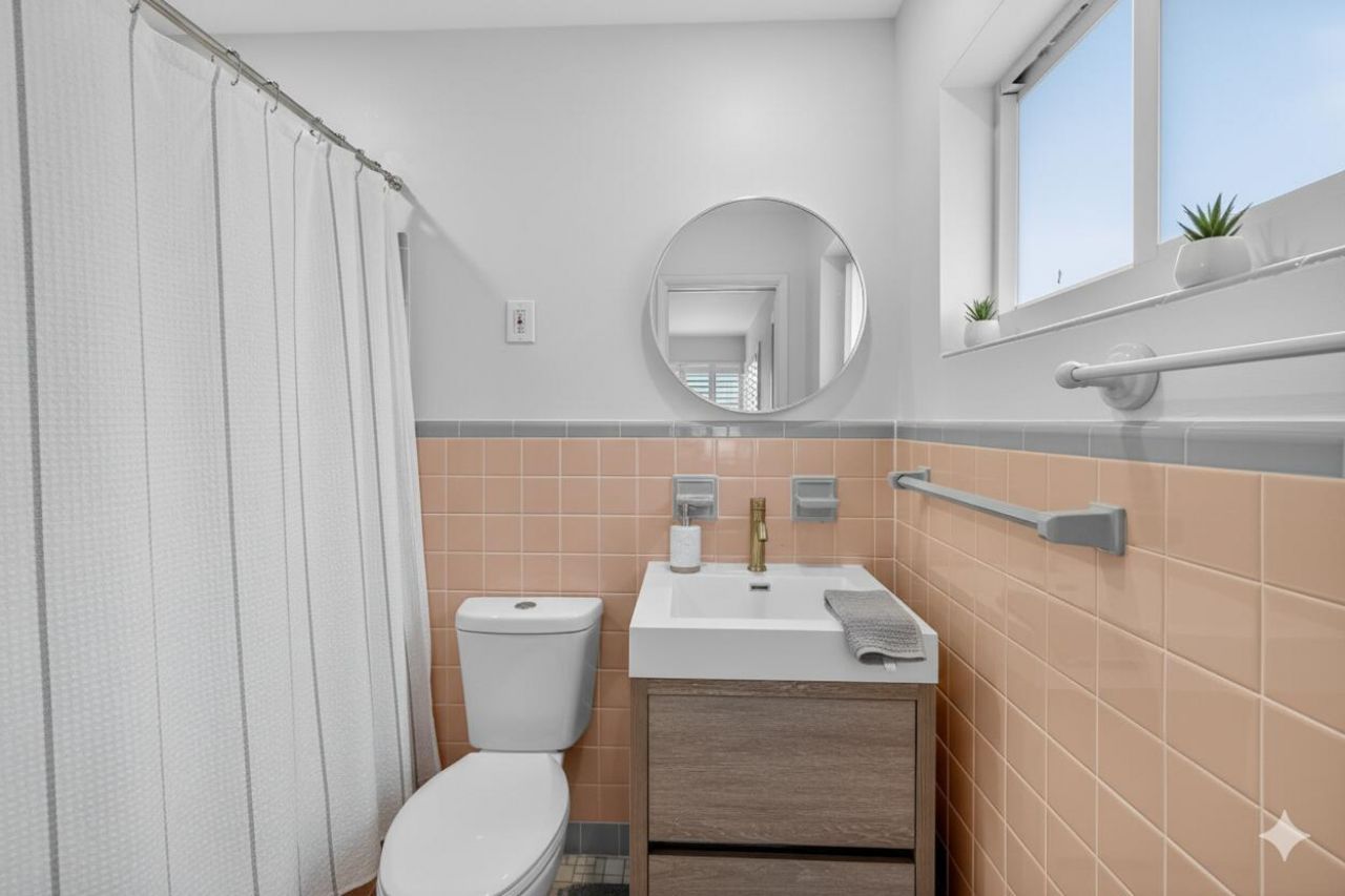 4442 Seagrape Drive, Unit 1-North, Lauderdale by the Sea, FL 33308 Photo