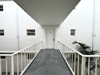 4215 N University Drive, Unit 214, Sunrise, FL 33351 Photo