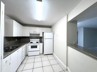 4215 N University Drive, Unit 214, Sunrise, FL 33351 Photo