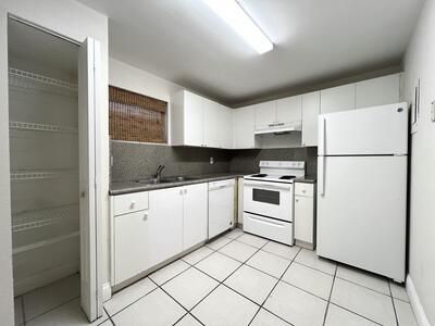 4215 N University Drive, Unit 214, Sunrise, FL 33351 Photo